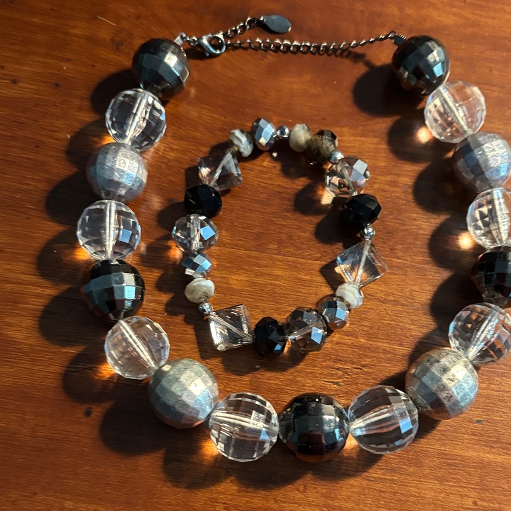 Elegant Black and Silver Beaded Jewelry Set